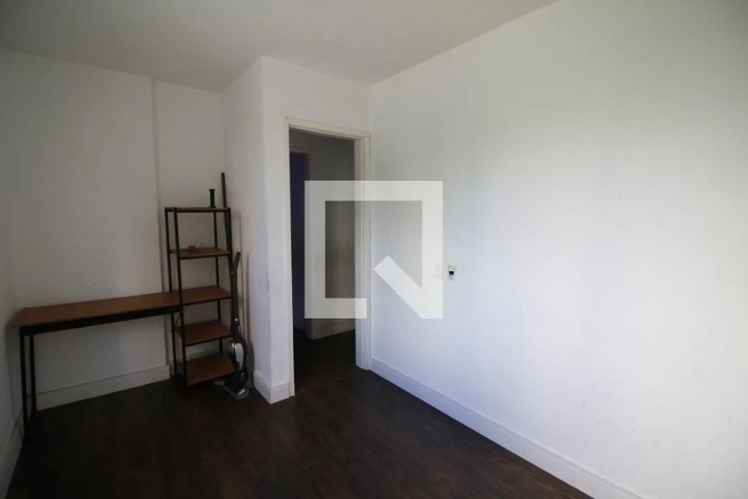 3-bedroom rental apartment with open-plan kitchen — photo 3