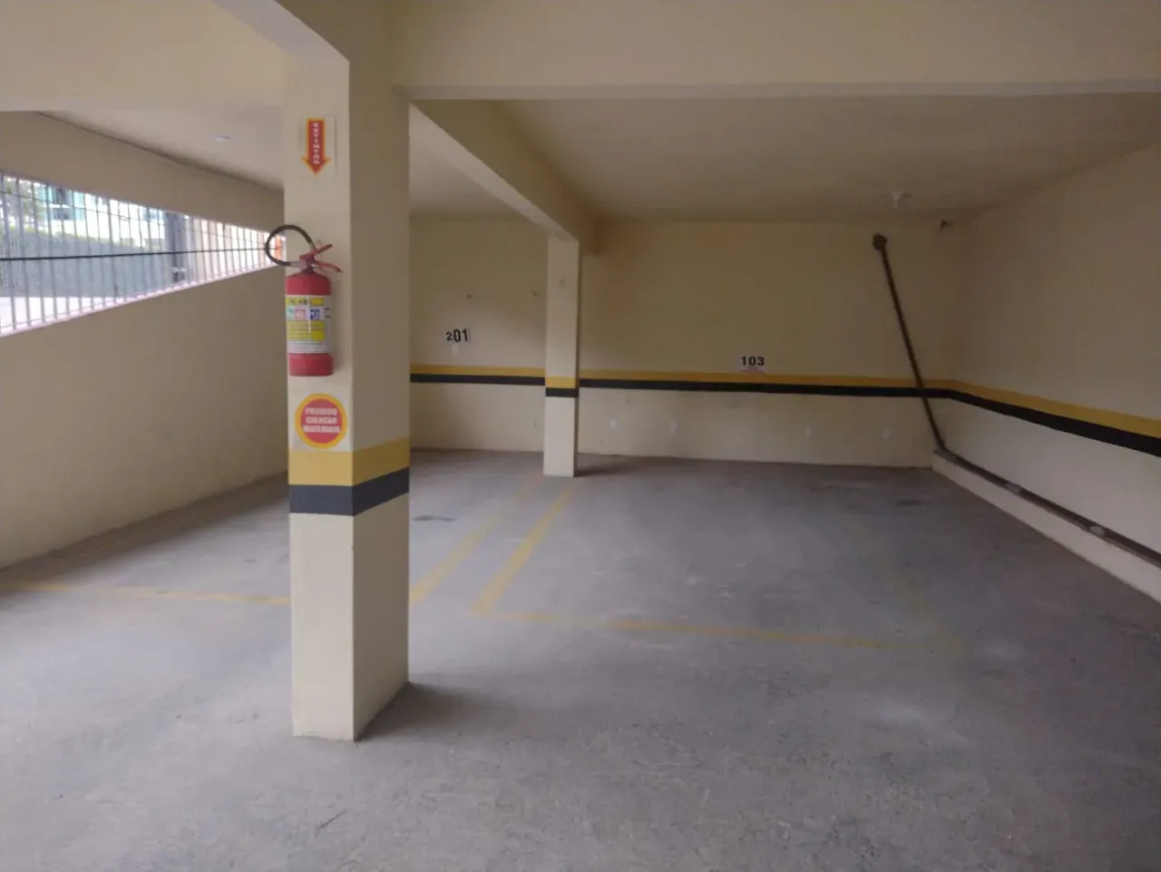 Apartamento en 1er piso de 1 dormitorio con plaza cubierta — photo 13