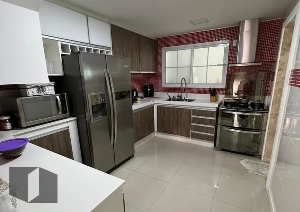 Furnished condominium house with 4 bedrooms and 5 baths — photo 7