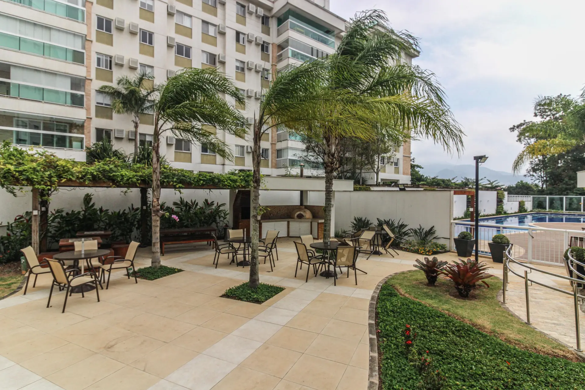 Furnished apartment, 158 m², with a water view — photo 86