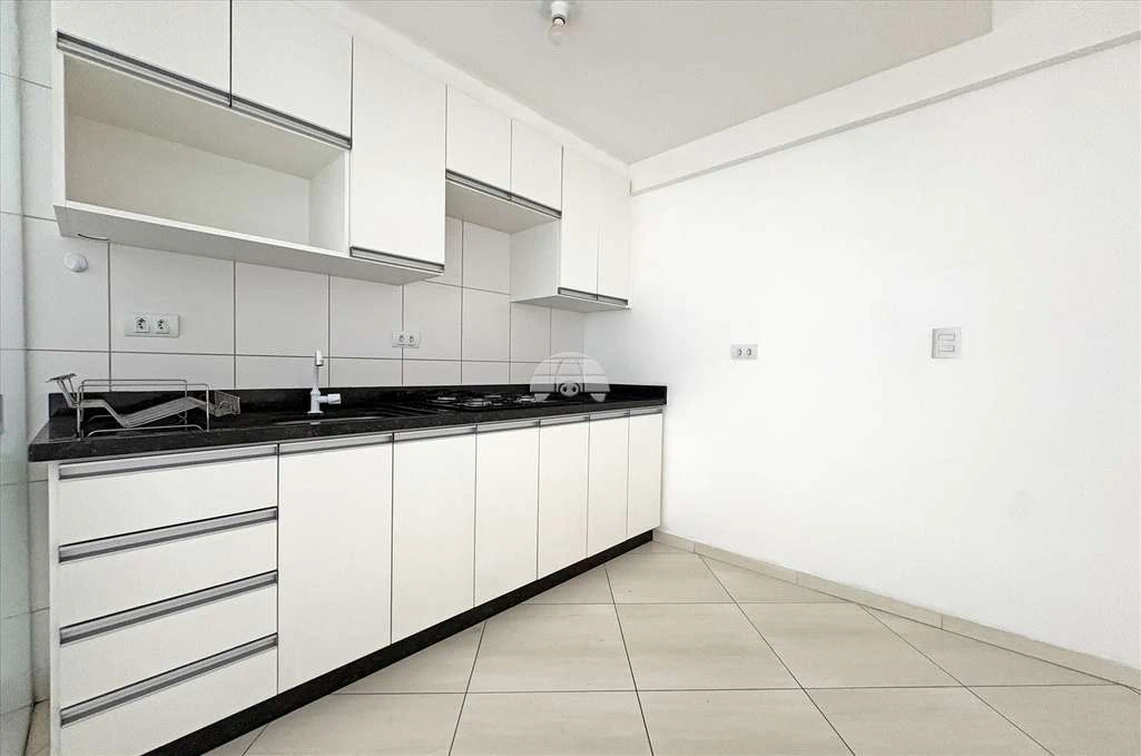 1-bedroom apartment with open-plan kitchen and 49 m² — photo 2