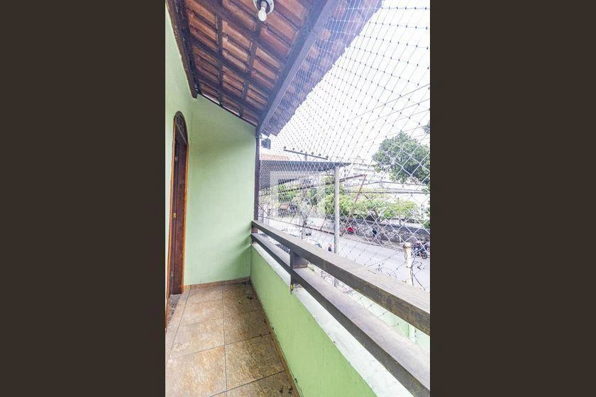 Rental house with balcony, 4 bedrooms and 120 m² — photo 5