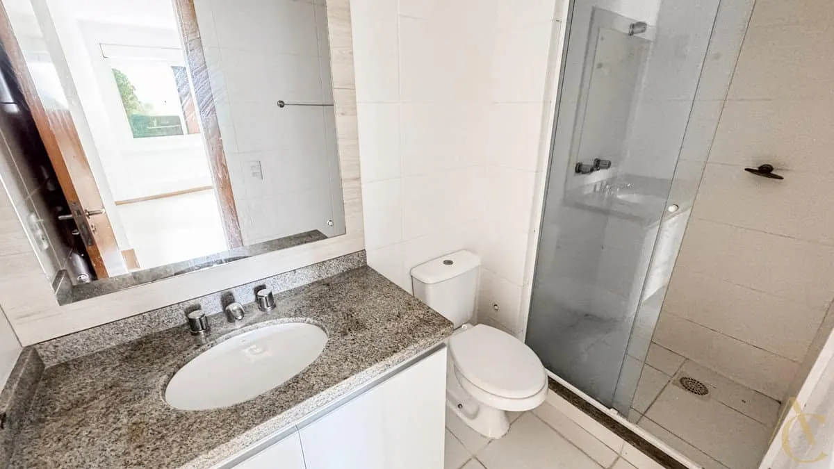 Rental apartment with 2 en-suite bedrooms and 243 m² — photo 19