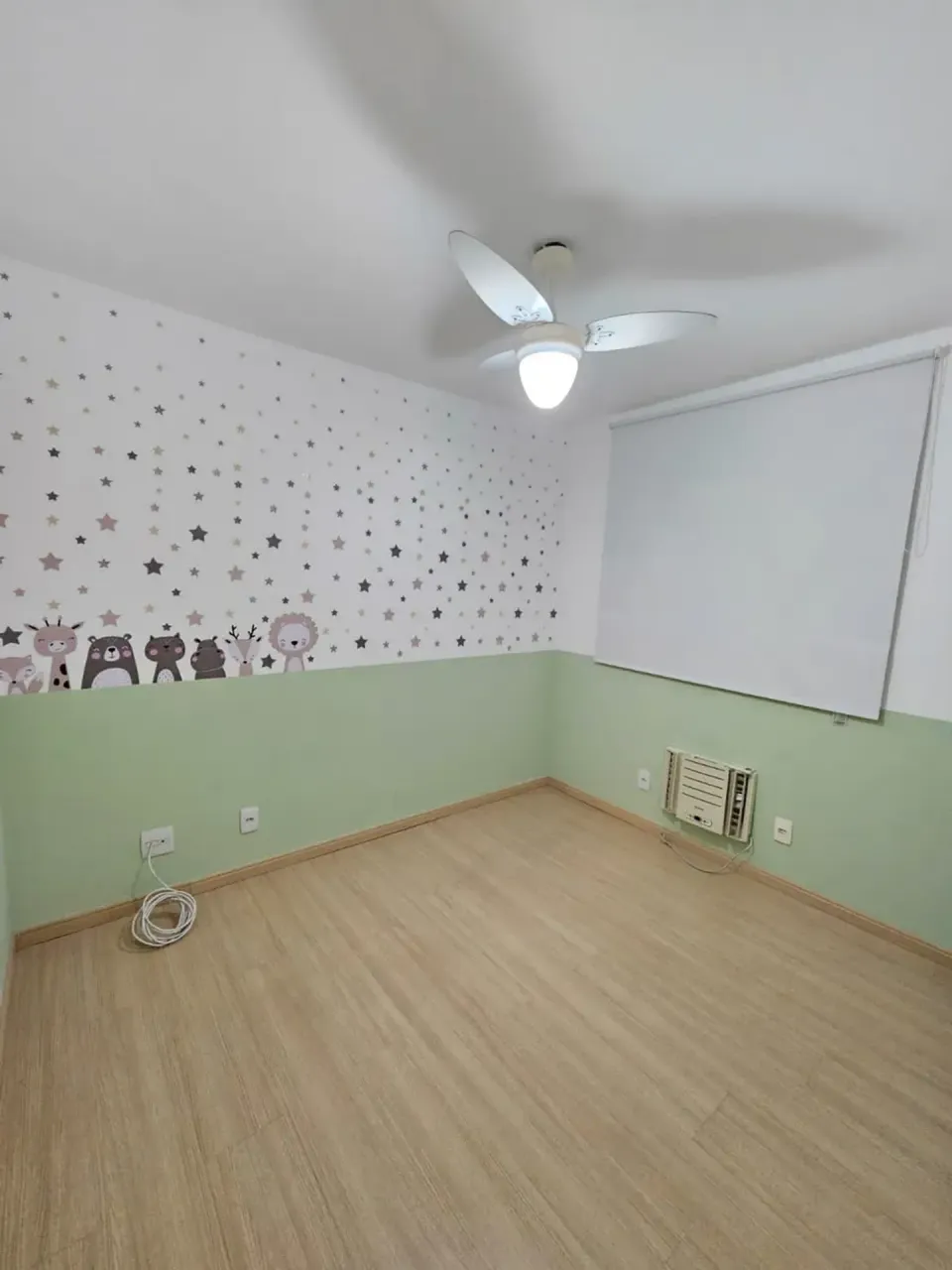 Unfurnished 3-bedroom apartment with separate kitchen — photo 11