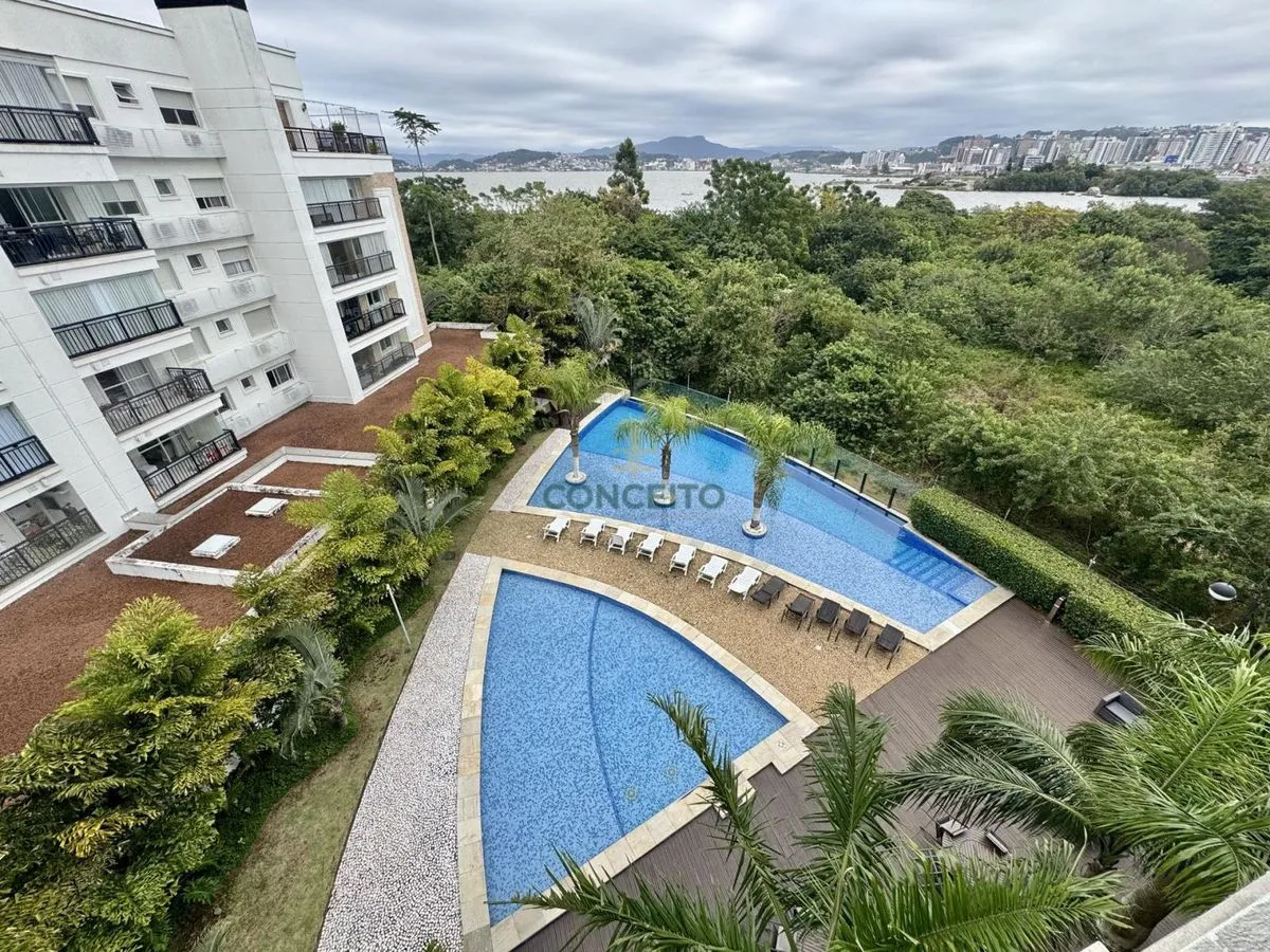 Unfurnished 154 m² apartment with a private garden — photo 26