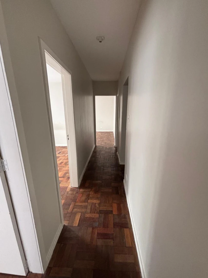 Apartamento com piso de madeira ou laminado, Parolin — photo 6