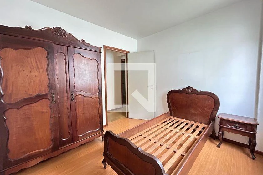 3-bedroom apartment in a building with a gym — photo 8