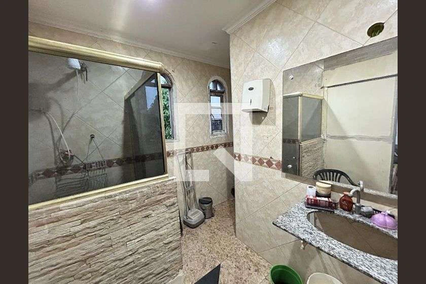 Меблированный дом с 4 спальнями и 198 м² — photo 30