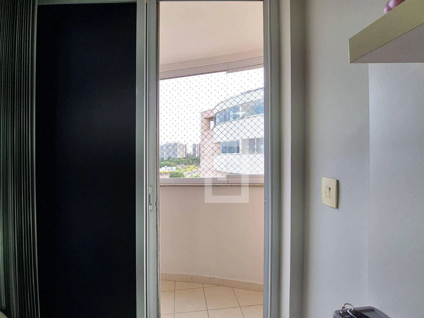 Furnished 235 m² apartment with 4 bedrooms — photo 52