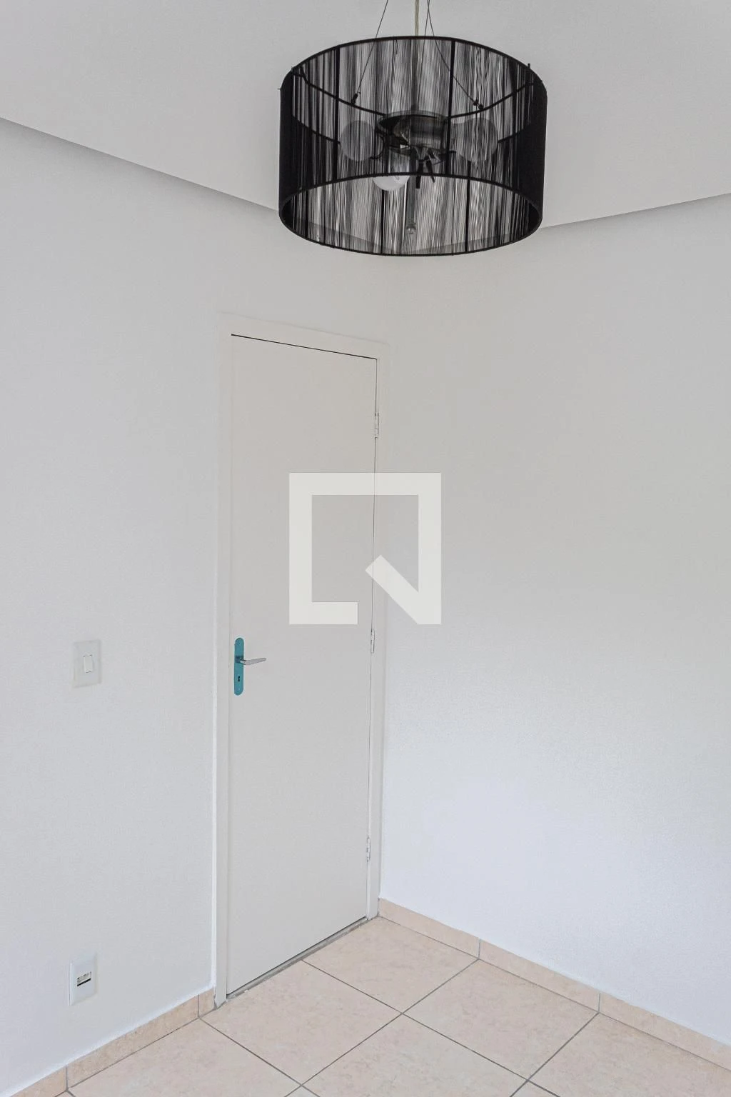 Walk-in closet in a 2-bedroom apartment, 49 m² — photo 22