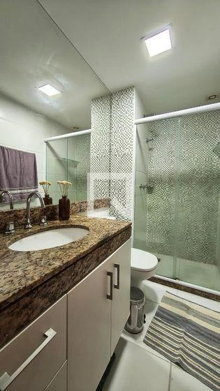 3-bedroom apartment in a building with a gym — photo 28