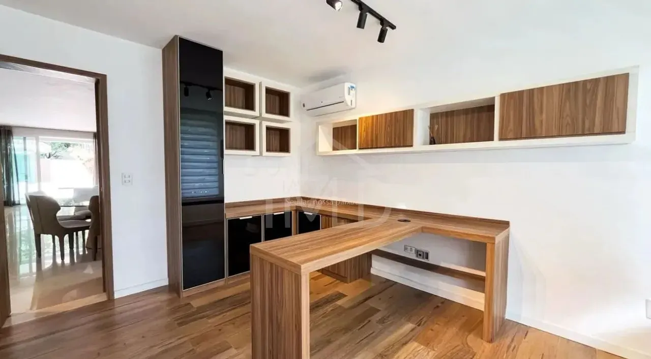 House with 4 suites, open-plan kitchen, 650 m² — photo 26