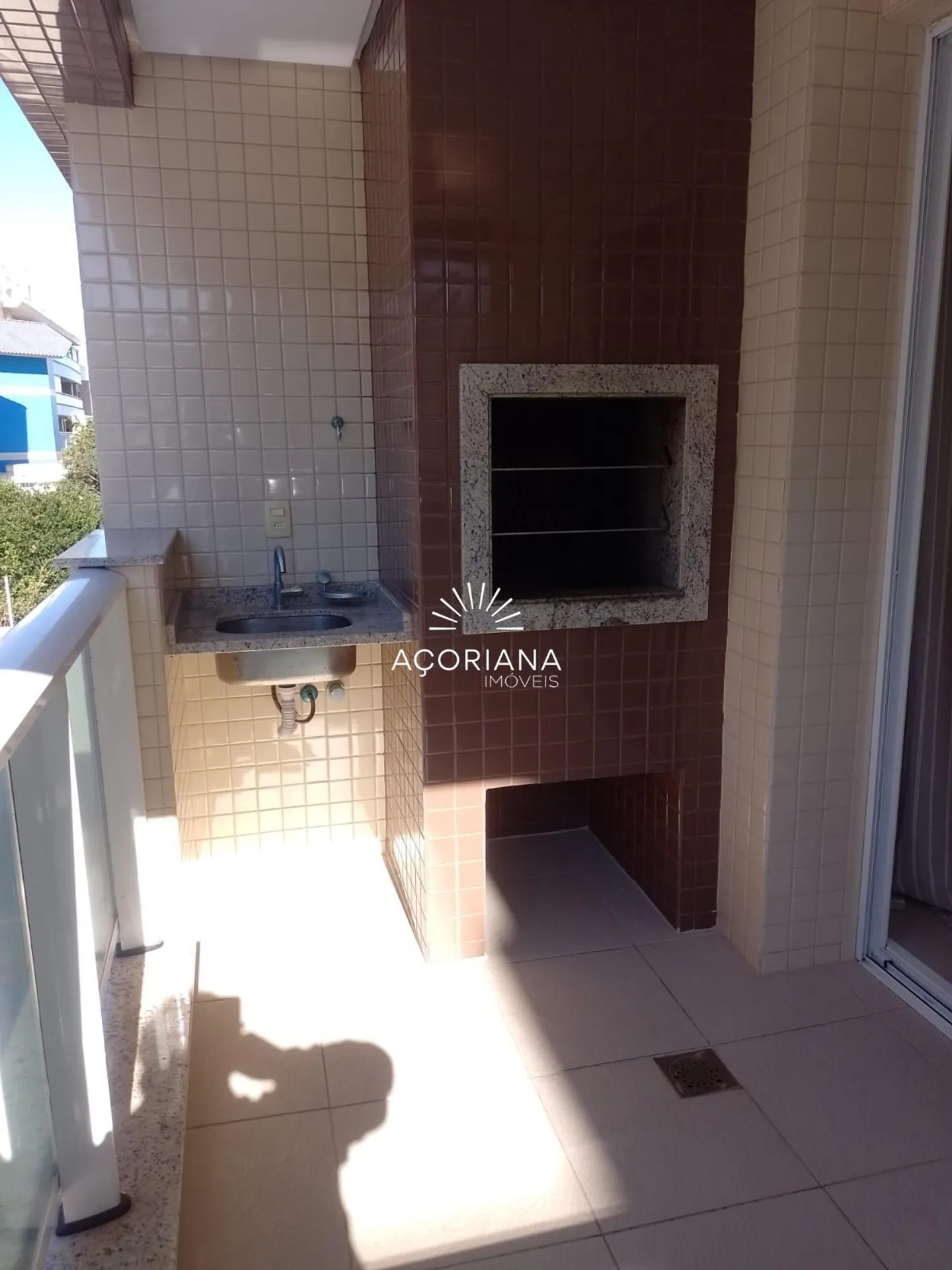 Квартира 75 м² з балконом із грилем та видом на воду — photo 6