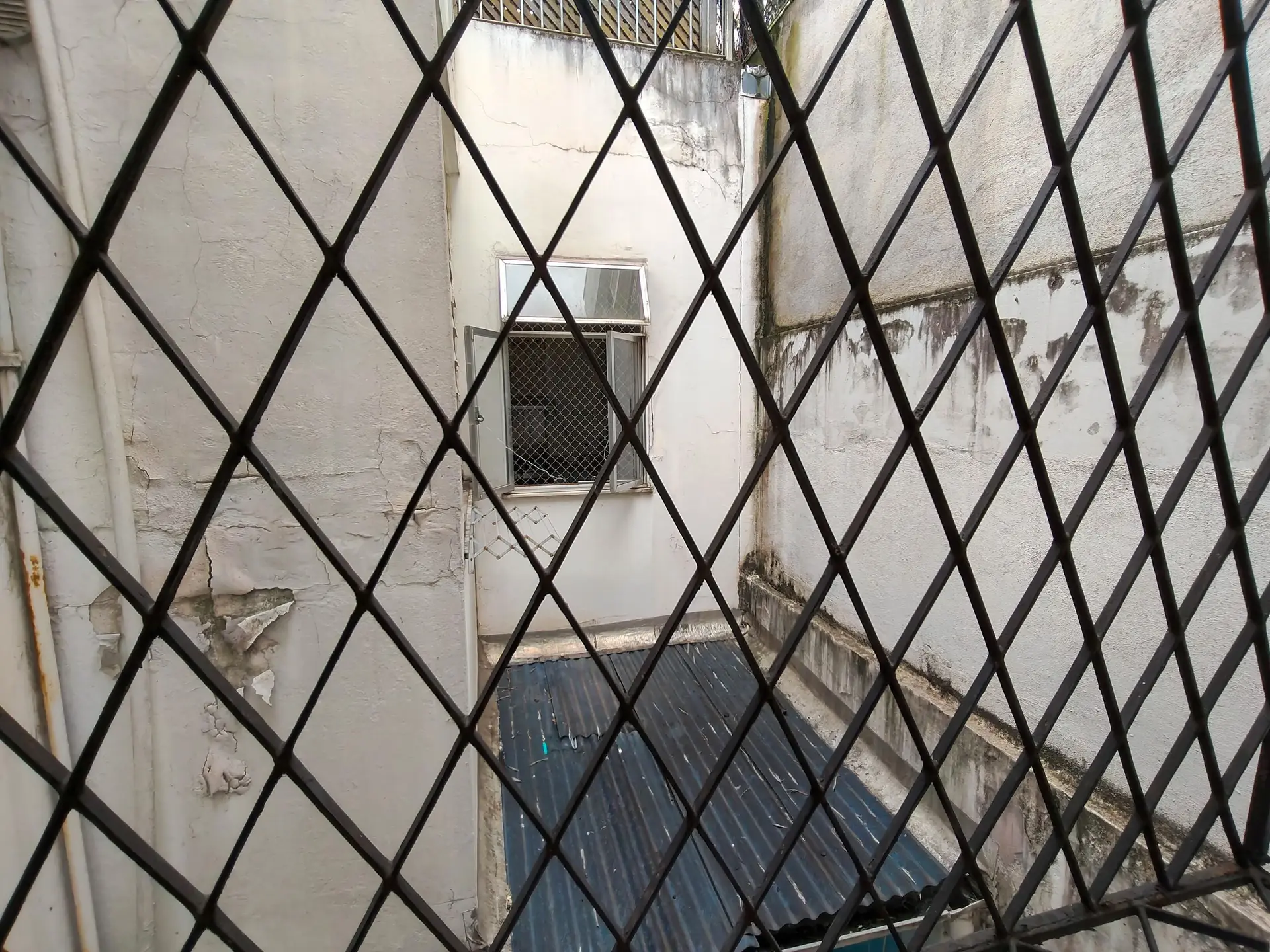 3-bedroom apartment with a mountain view in Rio de Janeiro — photo 52
