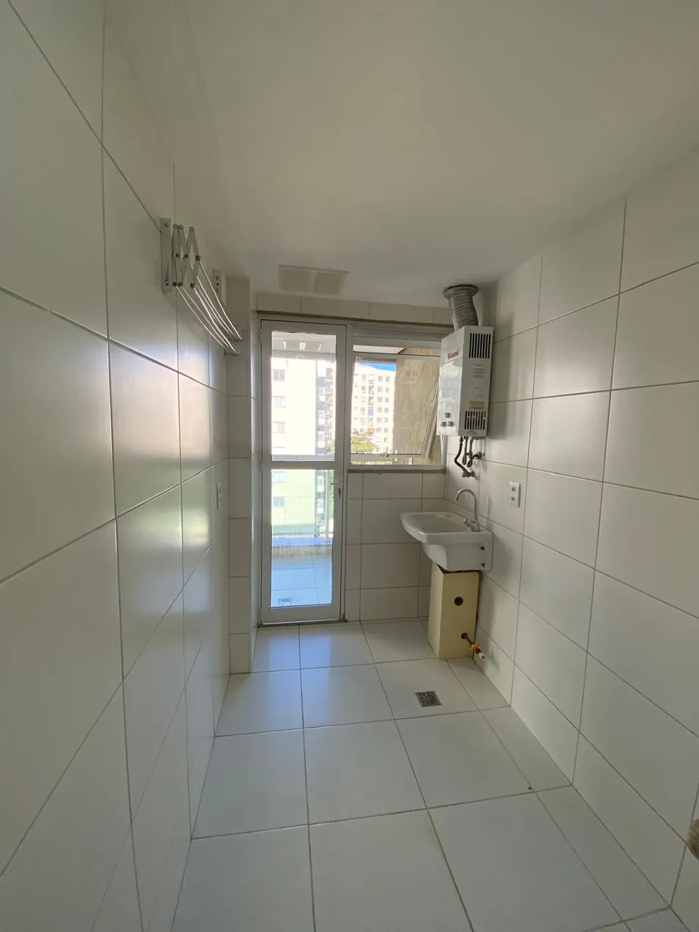 Apartment with 2 bedrooms and private garden — photo 9