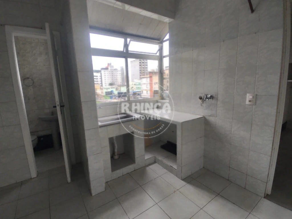 Apartamento com piso de madeira ou laminado, Centro — photo 7