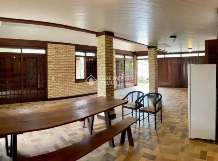Casa com 4 quartos em suíte, 5 banheiros e 3 vagas — photo 8