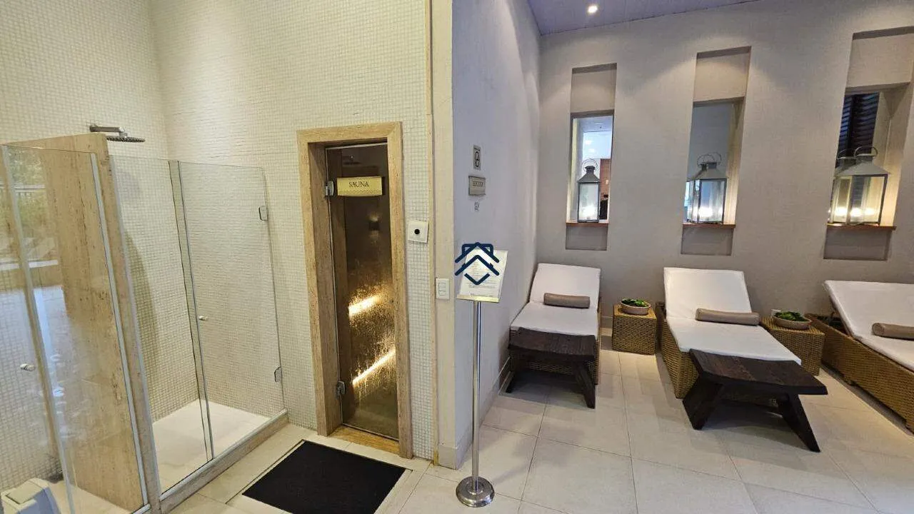 Furnished apartment, 74 m², with a glass-enclosed balcony — photo 26