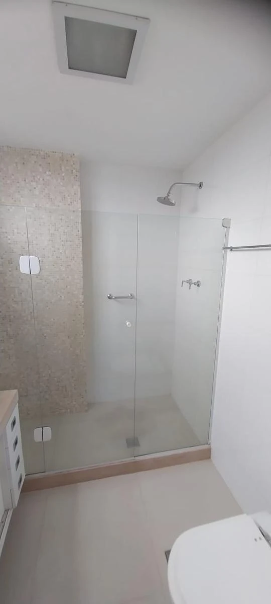 2-bedroom apartment with a mountain view — photo 31