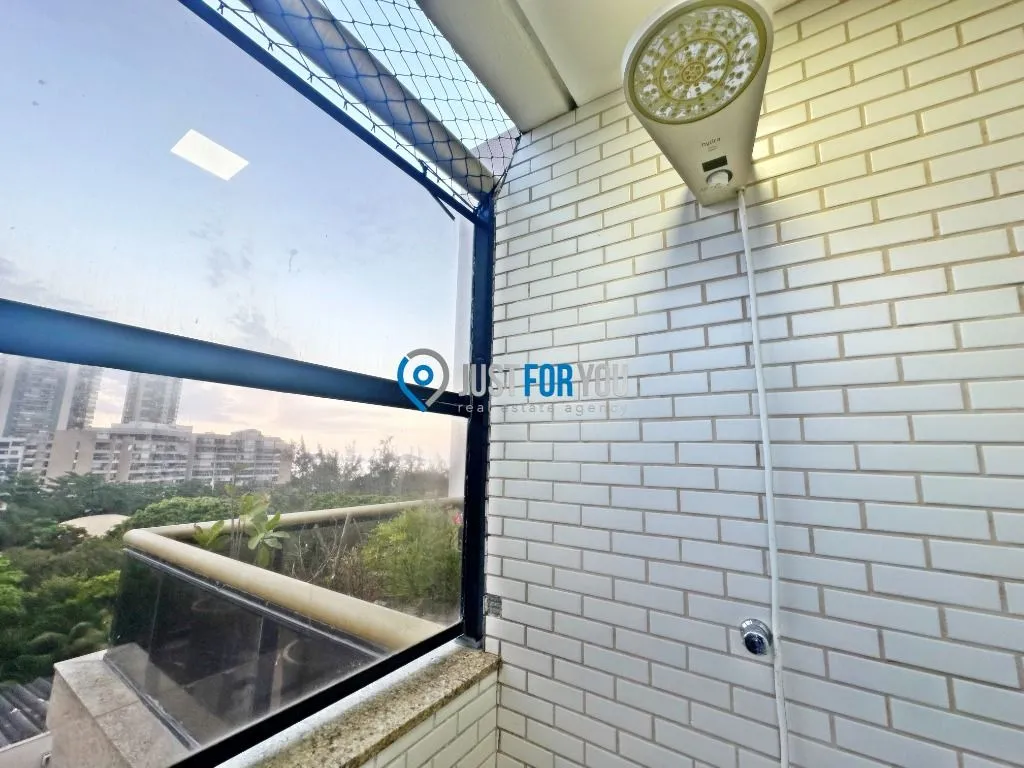 3-bedroom apartment with 5 bathrooms and 370 m² — photo 64