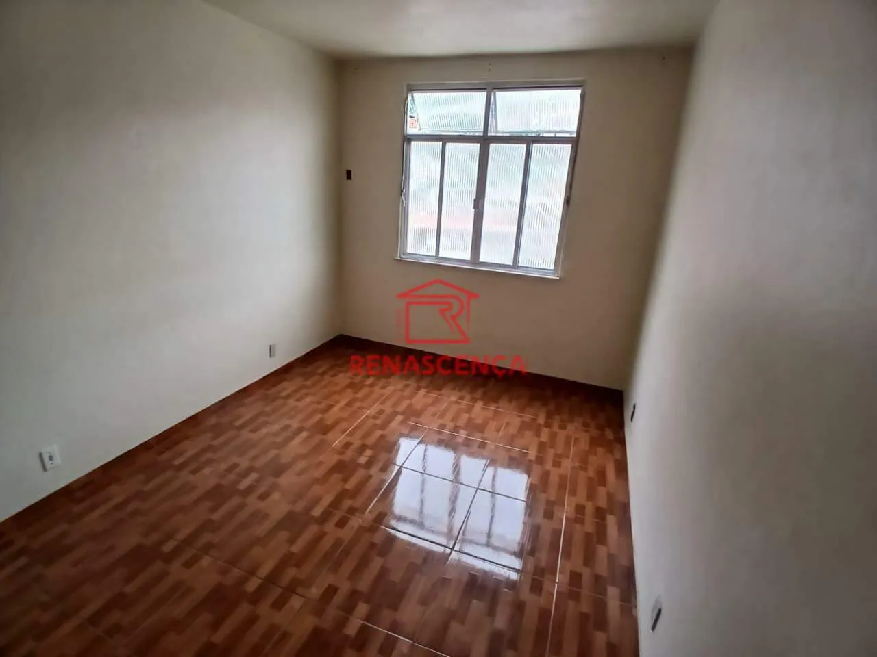 Unfurnished 1-bedroom apartment with closed kitchen — photo 6