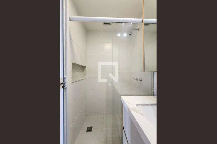 Apartment, 66 m², with a glass-enclosed balcony — photo 26