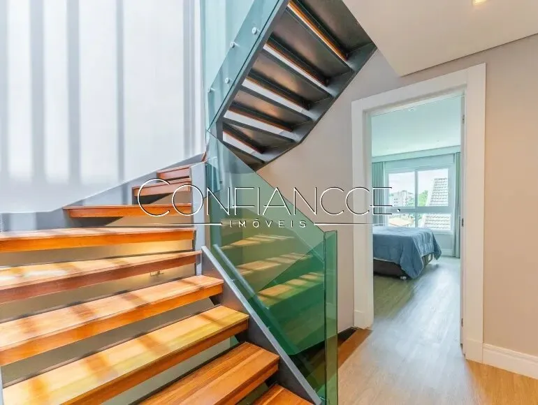 Furnished 3-bedroom house with private BBQ — photo 12