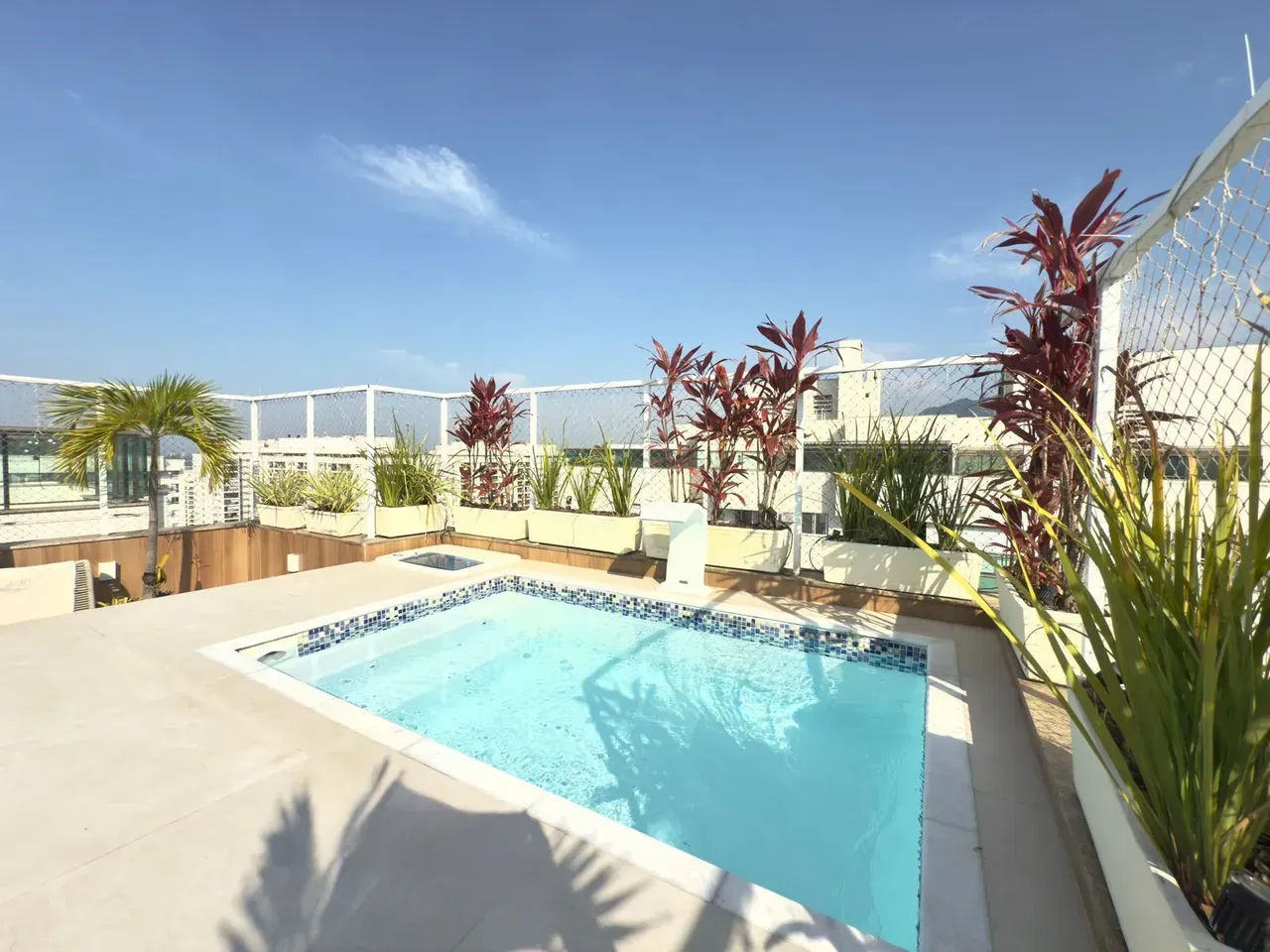 Apartamento duplex mobiliado com 4 quartos e 4 banheiros — photo 9
