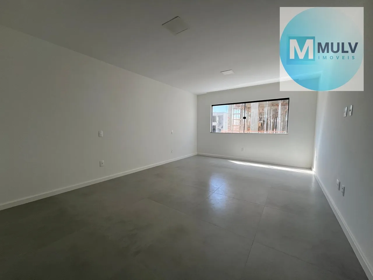 House, 312 m², with a walk-in closet — photo 17