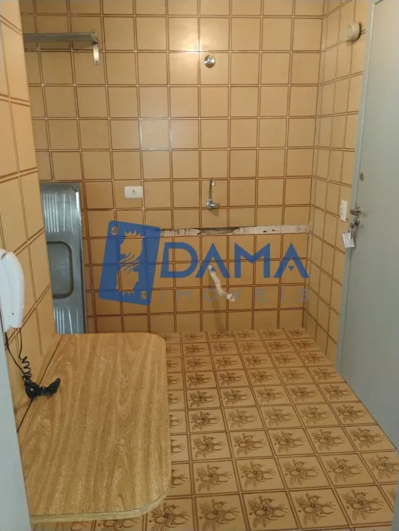 Apartamento com 3 quartos e área de lavanderia — photo 22