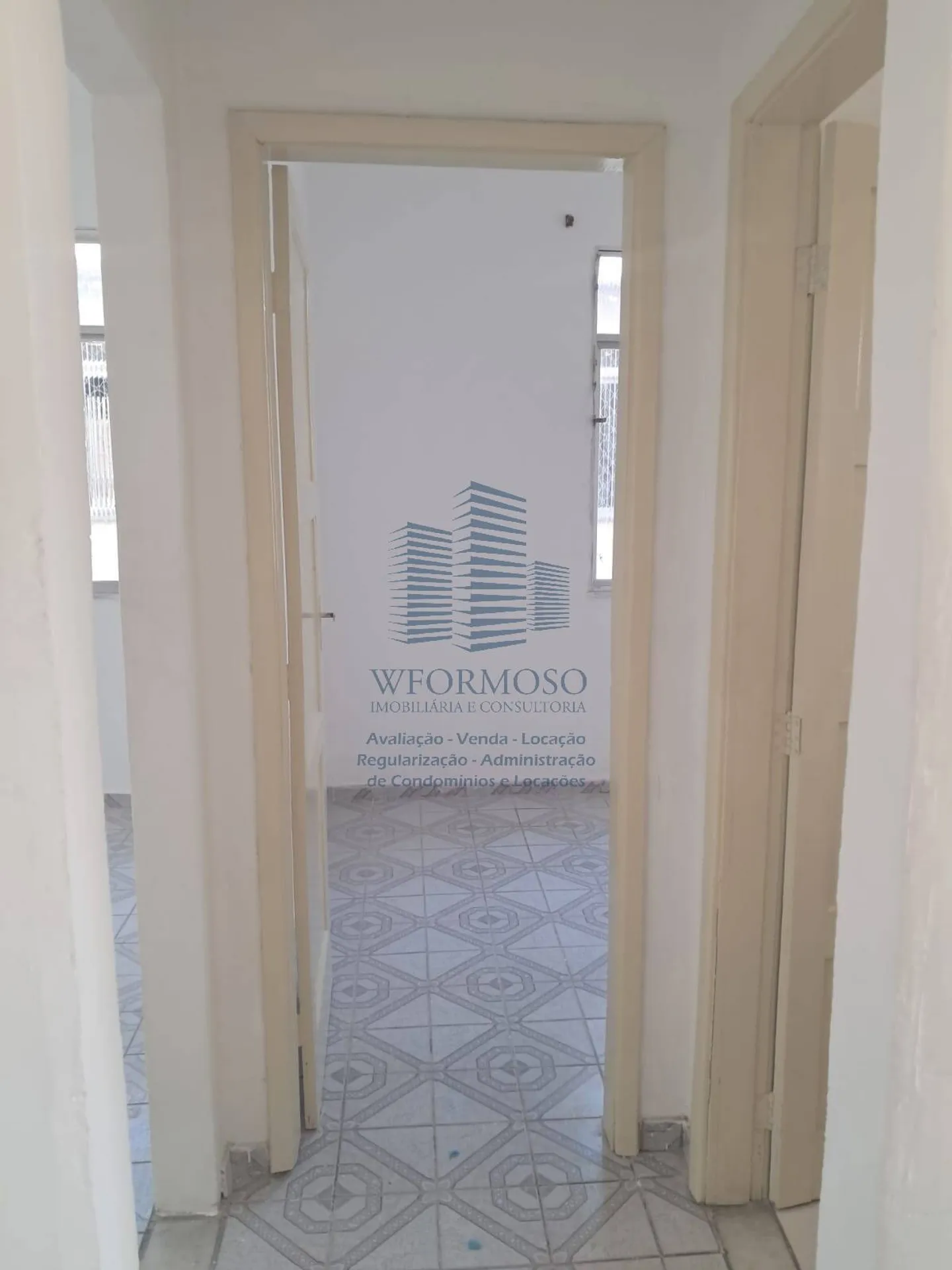 1-bedroom apartment with balcony and 55 m² — photo 17