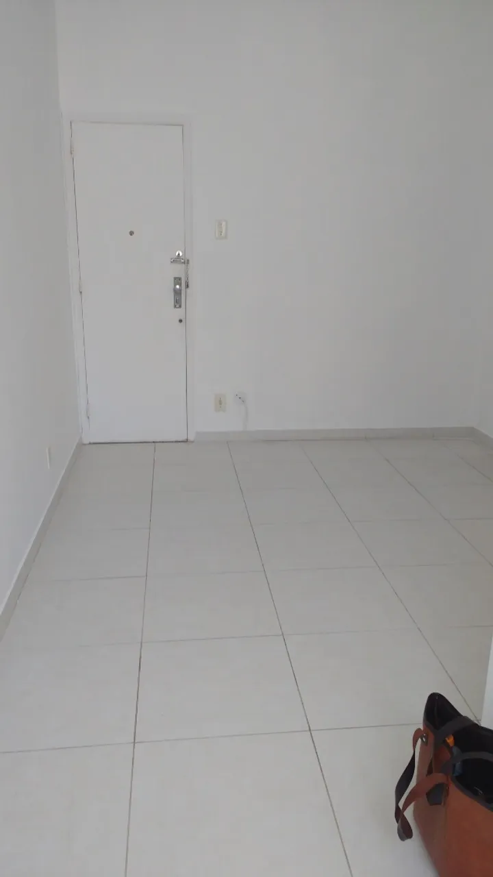 Apartamento de 1 quarto com varanda e cozinha fechada — photo 10