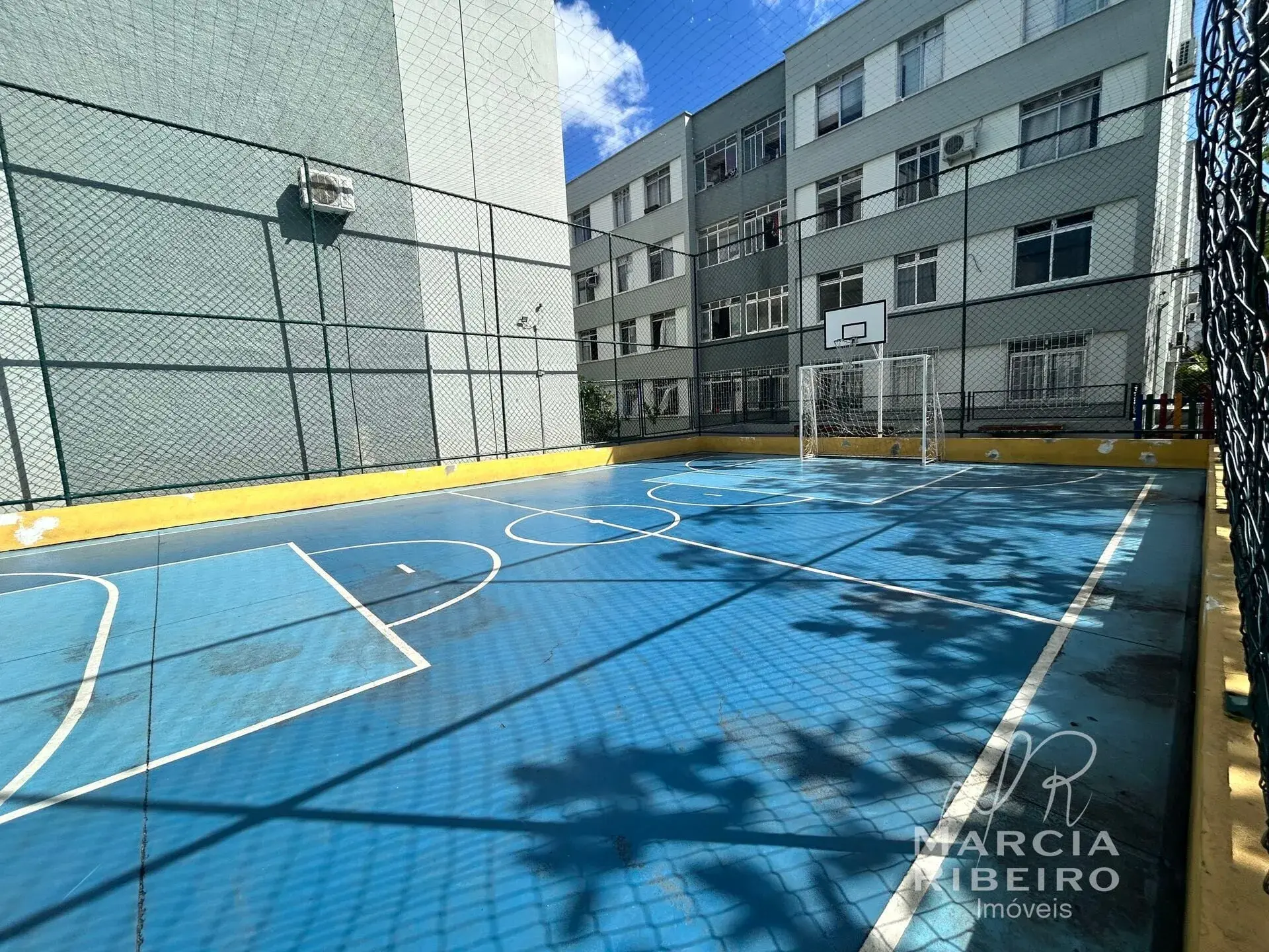 Departamento con piso de madera o laminado en Florianópolis — photo 20