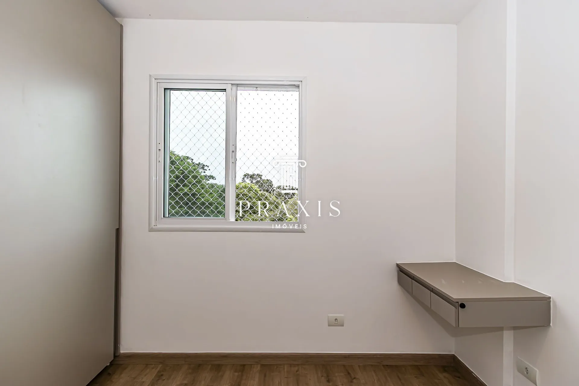 Home office in a 3-bedroom apartment, 66 m² — photo 30
