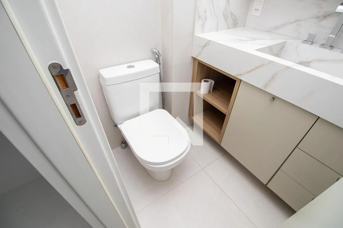Apartamento mobiliado de 2 quartos com vista para a água — photo 29