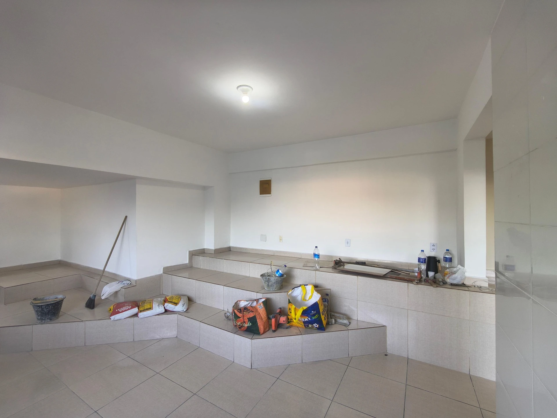 Condo house with 3 bedrooms and a balcony — photo 35