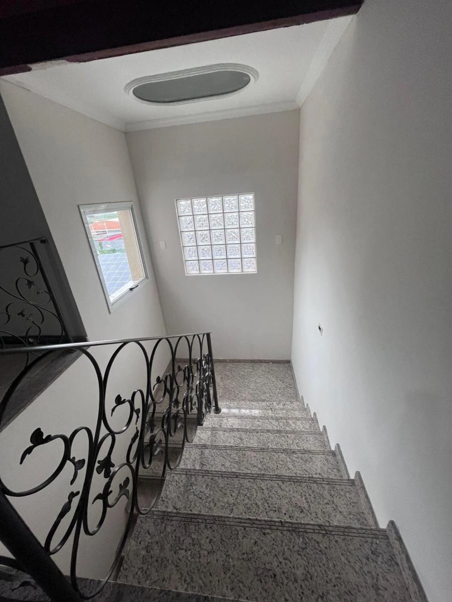 Дом 300 м² с 4 спальнями и 3 парковками — photo 36