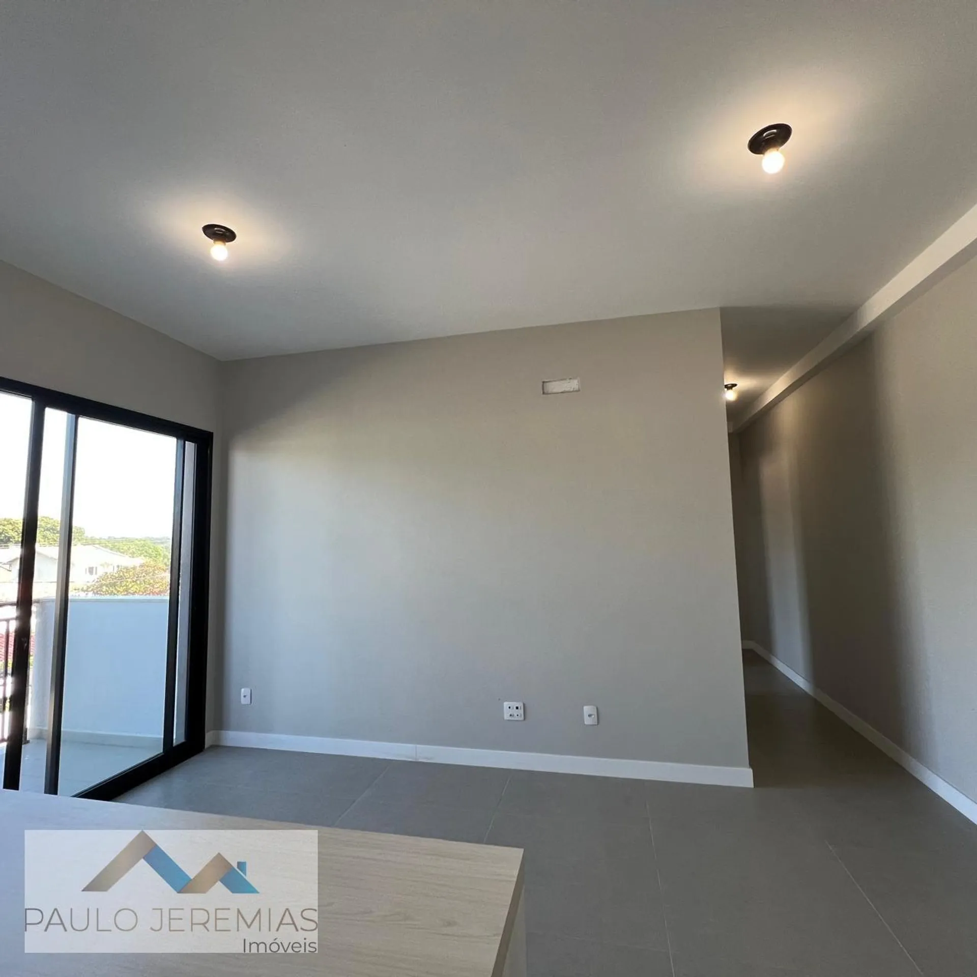 Furnished apartment, 65 m², with floor-to-ceiling windows — photo 15