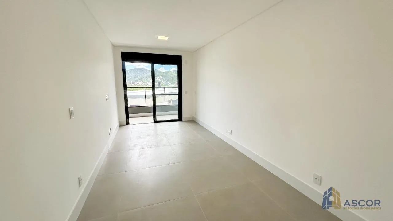 Apartment, 134 m², with a water view — photo 17