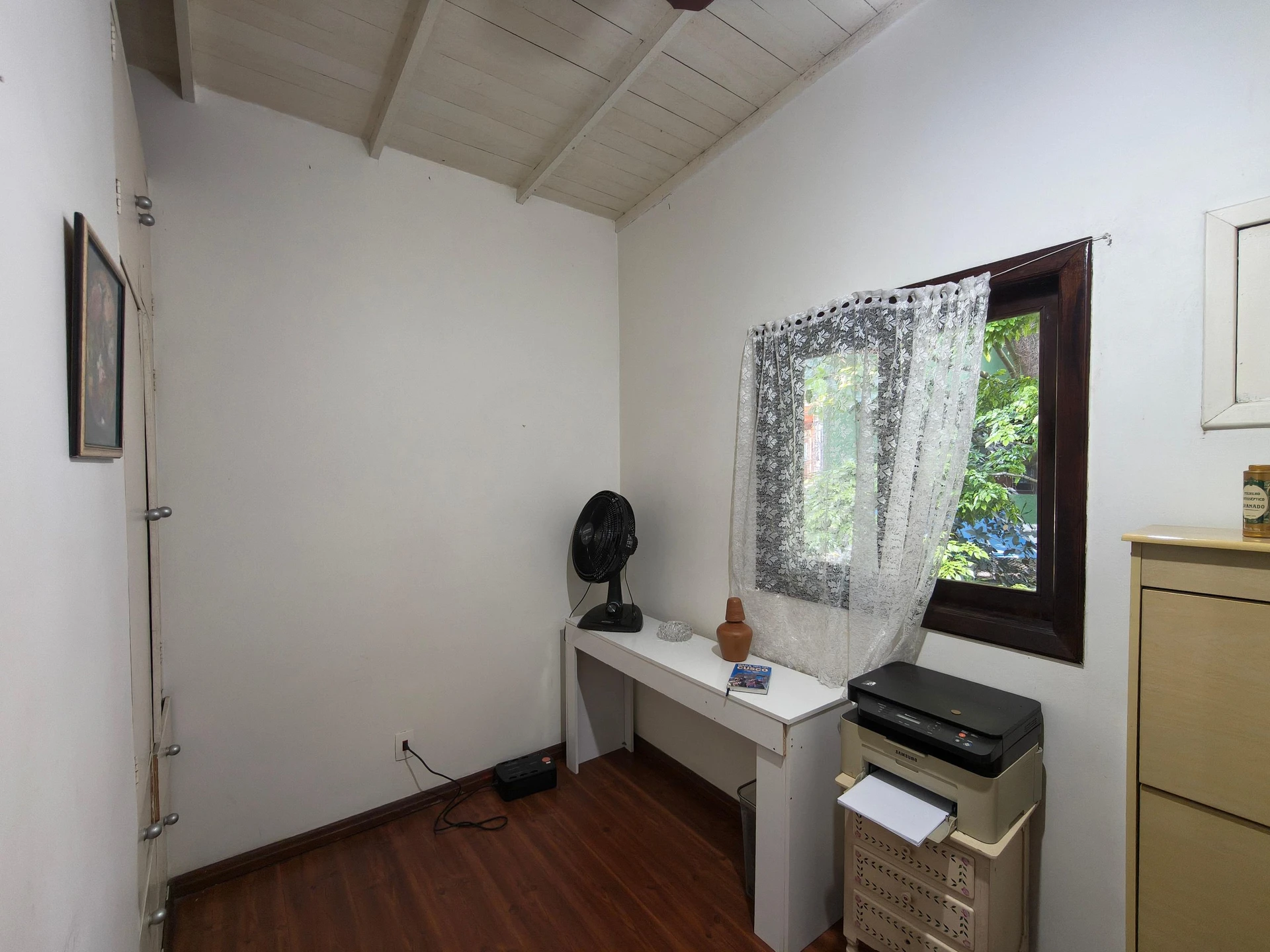 Furnished house with 3 bedrooms and enclosed balcony — photo 30