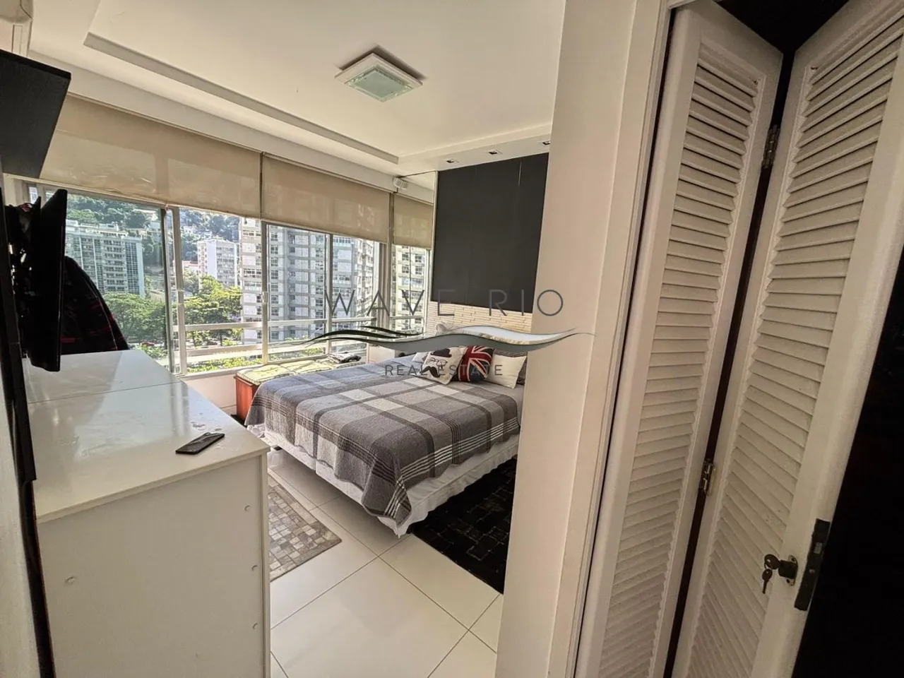 Apartamento mobiliado com 3 dormitórios e 4 banheiros — photo 4