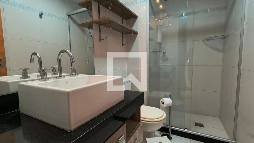 3-bedroom apartment in a building with a gym — photo 27