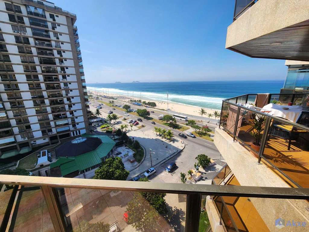 1-bedroom apartment with balcony and private BBQ — photo 4