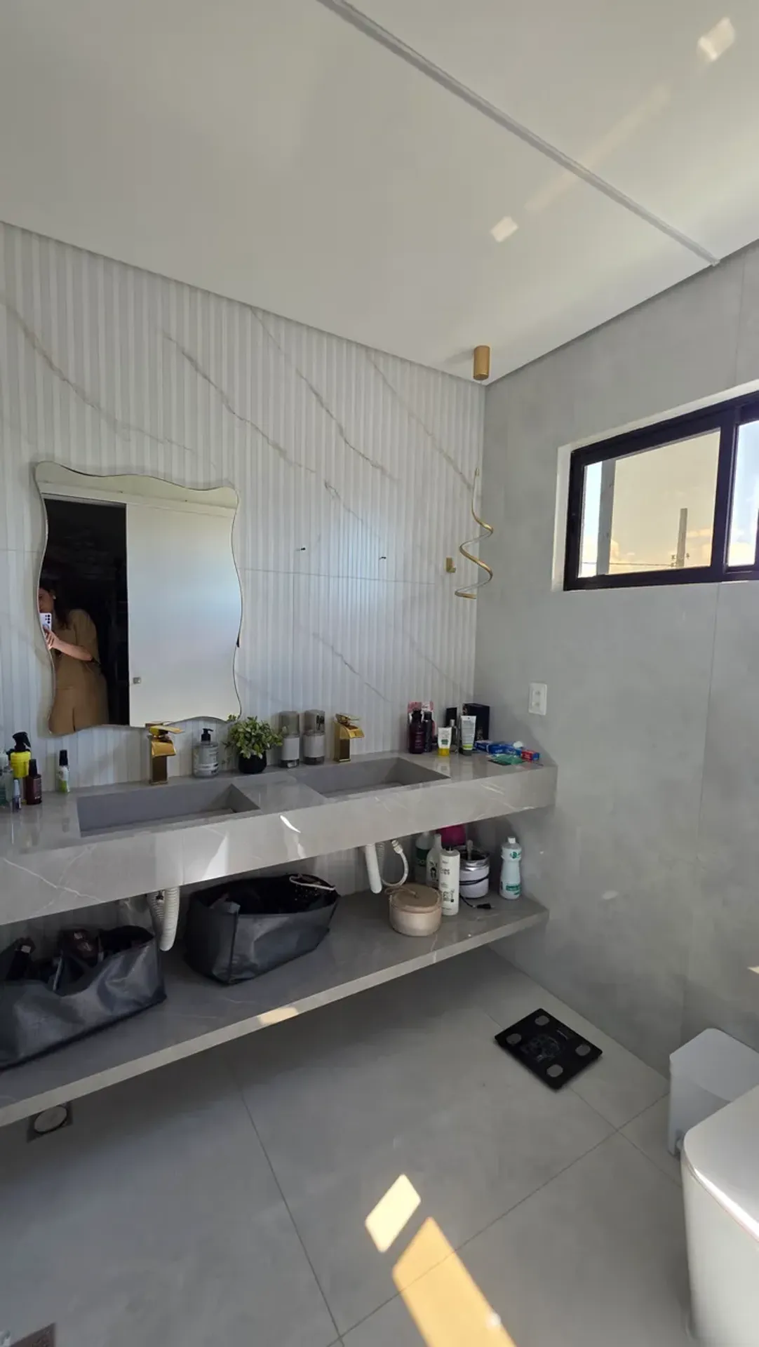 Furnished house with balcony and open-plan kitchen — photo 13