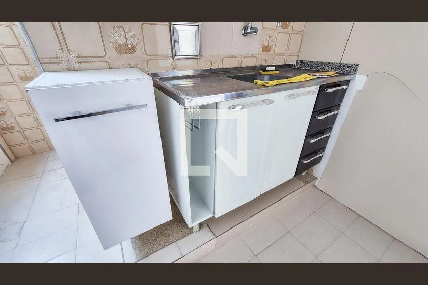 Apartamento para aluguel de 42 m² com 2 quartos — photo 42