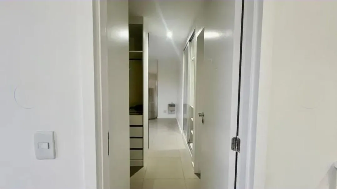 Apartamento mobiliado com 3 dormitórios e vaga para 2 carros — photo 16