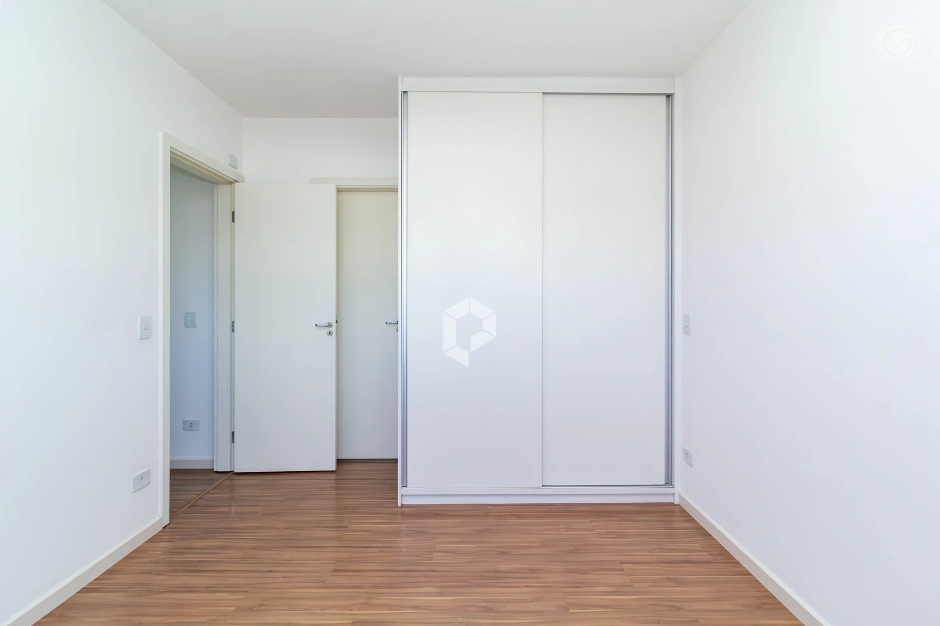 2-bedroom apartment in a building with a sauna — photo 4