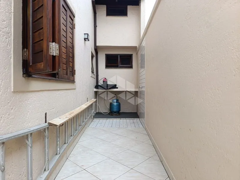 Casa de 3 dormitorios con balcón gourmet en Florianópolis — photo 50