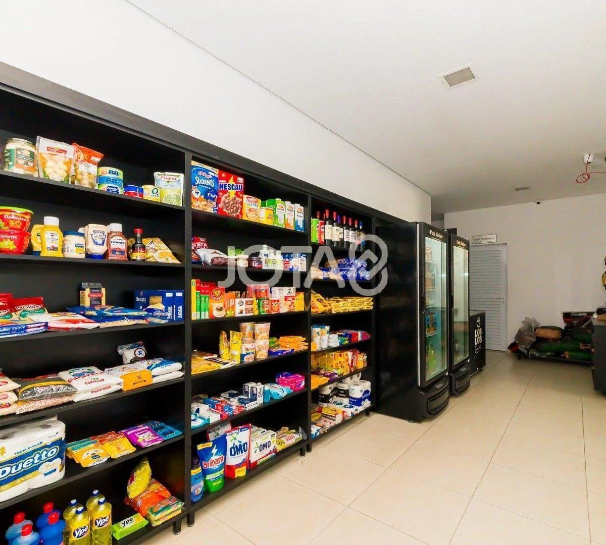 Furnished 155 m² apartment with 3 bedrooms and 1 en-suite — photo 27