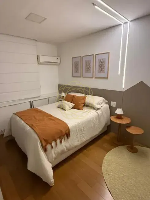 Casa de 360 m² con balcón gourmet y espacio de home office — photo 6